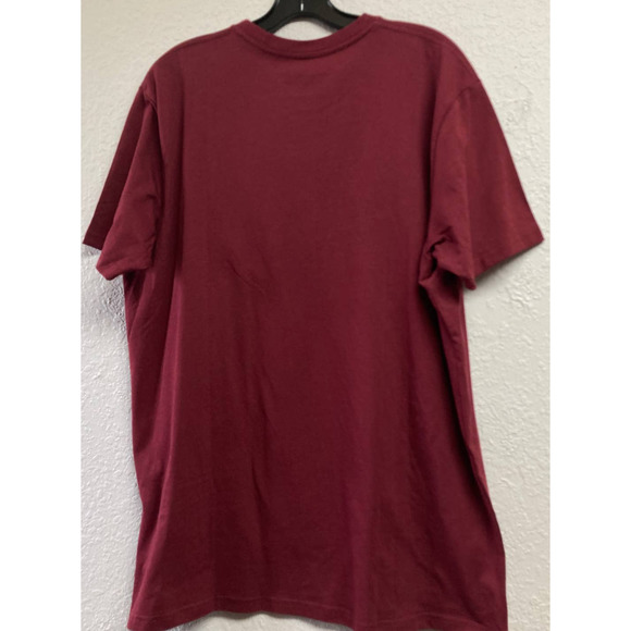 Levi's Graphic T-Shirt Burgundy XL Short Sleeve Mountainsu - Picture 5 of 5